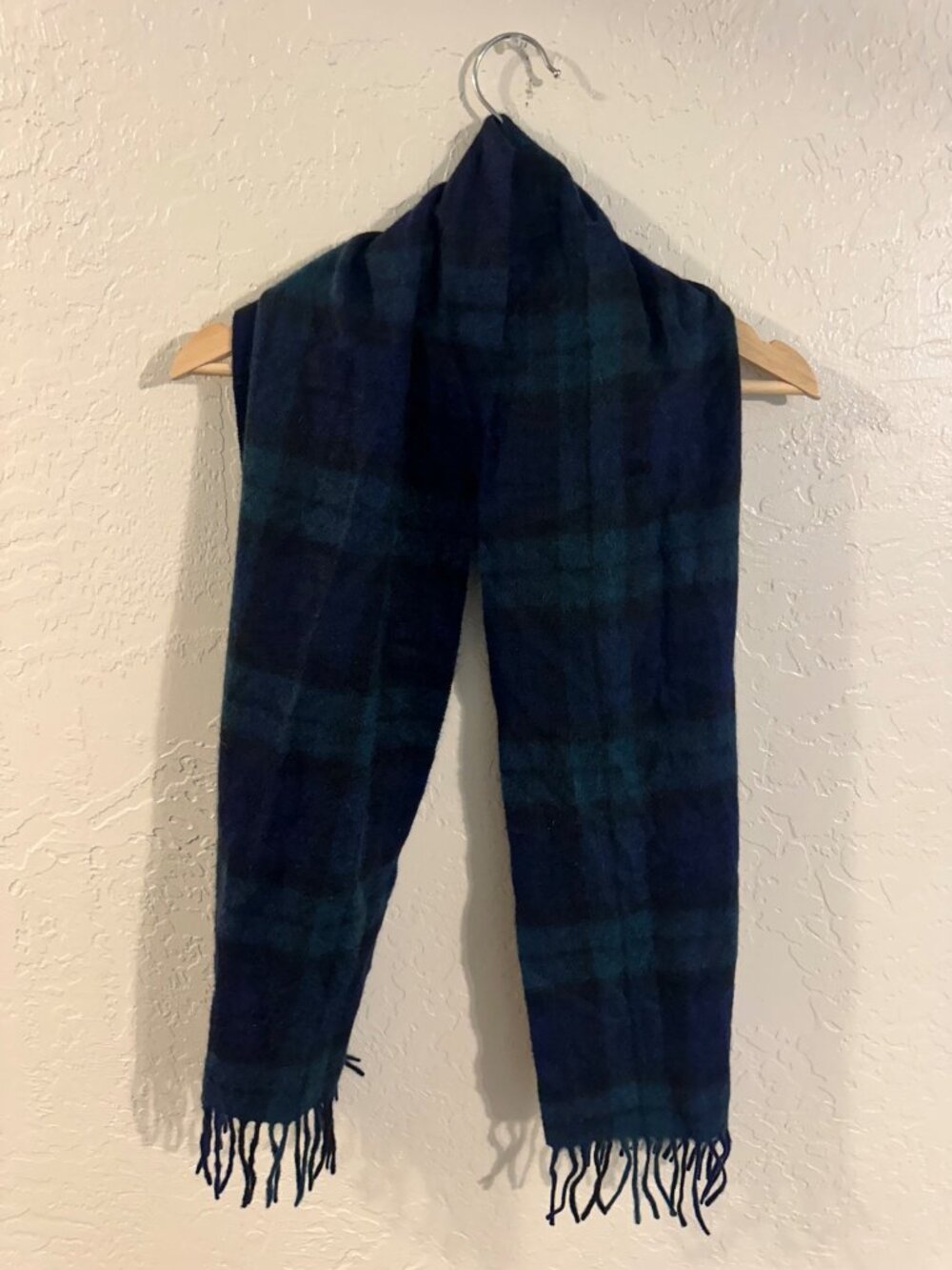 Lochmere 100% Cashmere Tartan Black Watch Plaid Buttery Soft Scarf